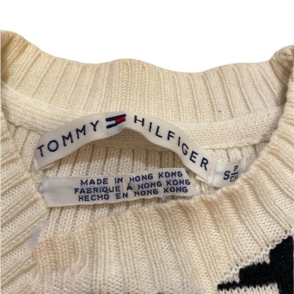 Vintage 1990’s Tommy Hilfiger Logo Sweater - Picture 4 of 4